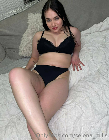 Nagie wyciekłe zdjęcie OnlyFans od Selenamills