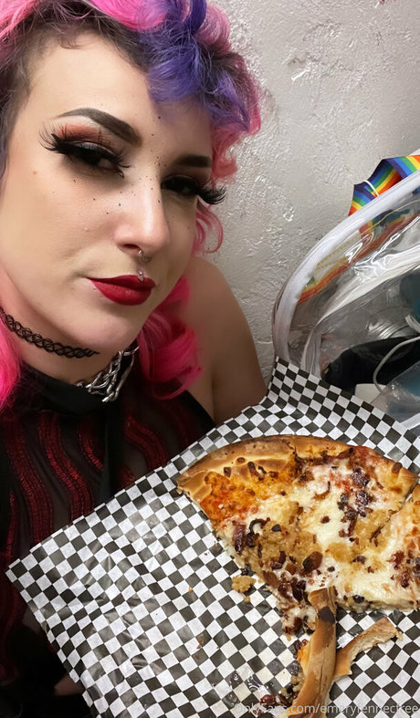 Nagie wyciekłe zdjęcie OnlyFans od Emeryfennecfree
