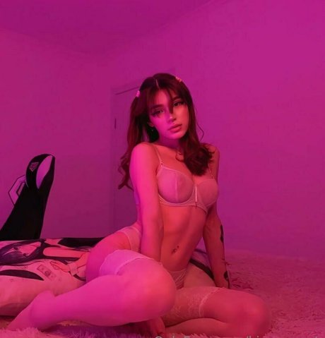 Nagie wyciekłe zdjęcie OnlyFans od Kirasecret