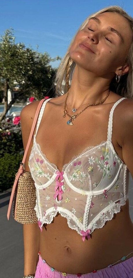Nagie wyciekłe zdjęcie OnlyFans od Misha Grimes
