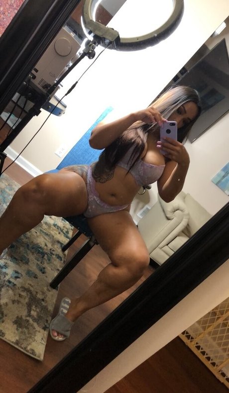 Nagie wyciekłe zdjęcie OnlyFans od Robynbanks