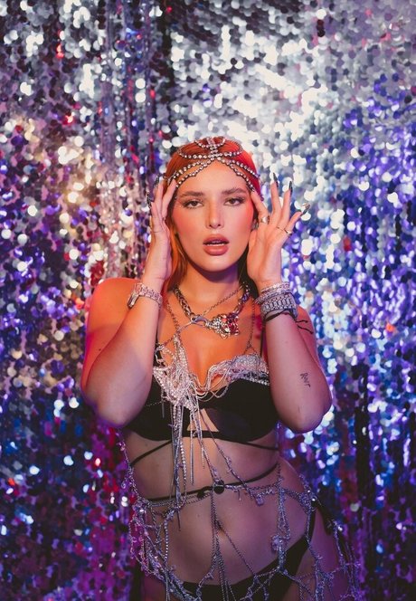 Bella Thorne