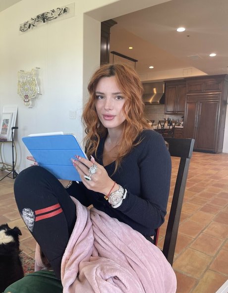 Nagie wyciekłe zdjęcie OnlyFans od Bella Thorne