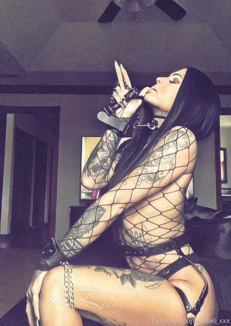 Nagie wyciekłe zdjęcie OnlyFans od Sabelxxx1212