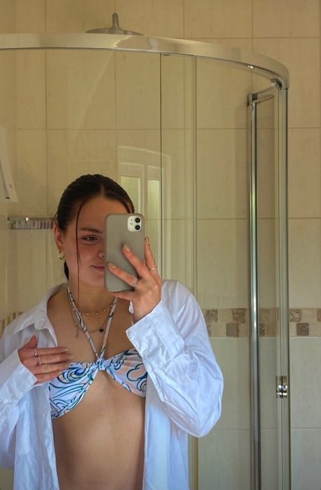 Nagie wyciekłe zdjęcie OnlyFans od Lauren Lindsay