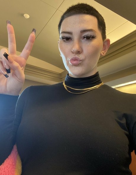Nagie wyciekłe zdjęcie OnlyFans od Sexxilexxi23
