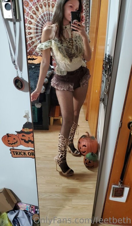Nagie wyciekłe zdjęcie OnlyFans od Feetbeth