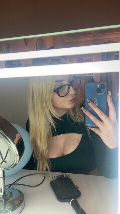 Nagie wyciekłe zdjęcie OnlyFans od Chlonat