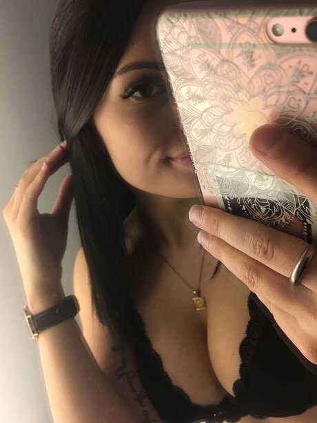 Nagie wyciekłe zdjęcie OnlyFans od Katalina
