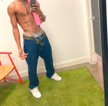 Nagie wyciekłe zdjęcie OnlyFans od Muhsturd