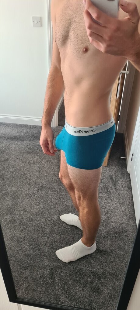 Nagie wyciekłe zdjęcie OnlyFans od Brad