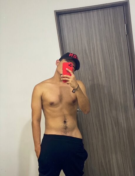Nagie wyciekłe zdjęcie OnlyFans od Mateo