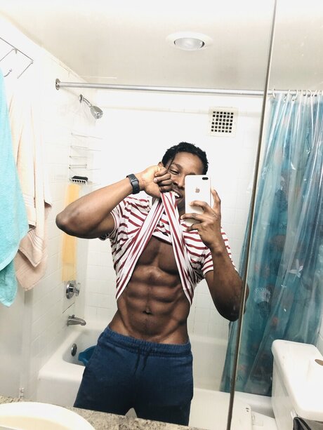 Nagie wyciekłe zdjęcie OnlyFans od Colinsydney