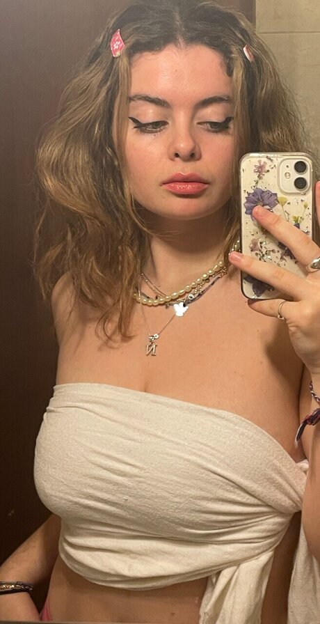 Nagie wyciekłe zdjęcie OnlyFans od Fleur Banks