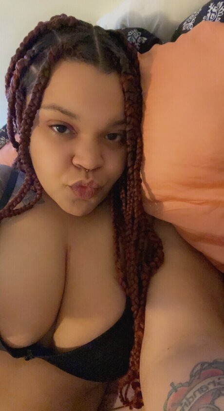 Nagie wyciekłe zdjęcie OnlyFans od Lizzy S