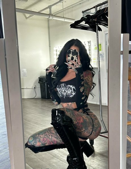 Nagie wyciekłe zdjęcie OnlyFans od Angela Mazzanti