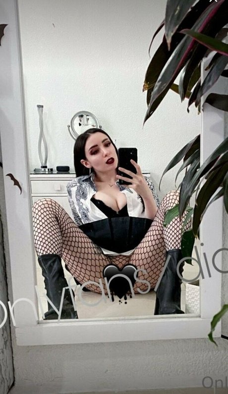 Nagie wyciekłe zdjęcie OnlyFans od Dianaslrn
