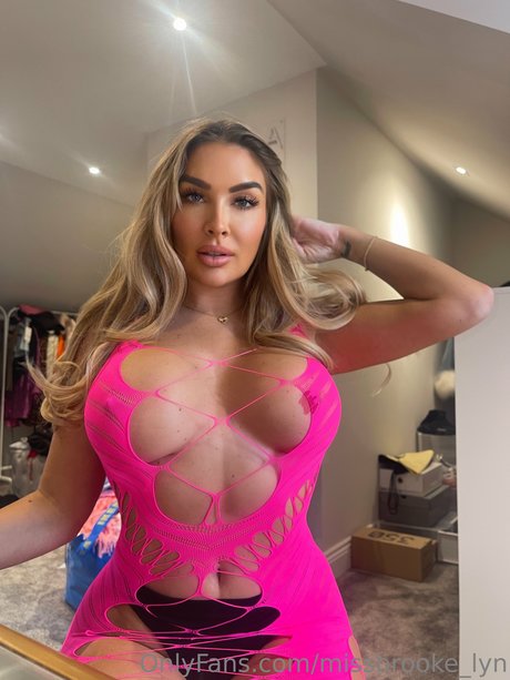 Nagie wyciekłe zdjęcie OnlyFans od Brookelyn