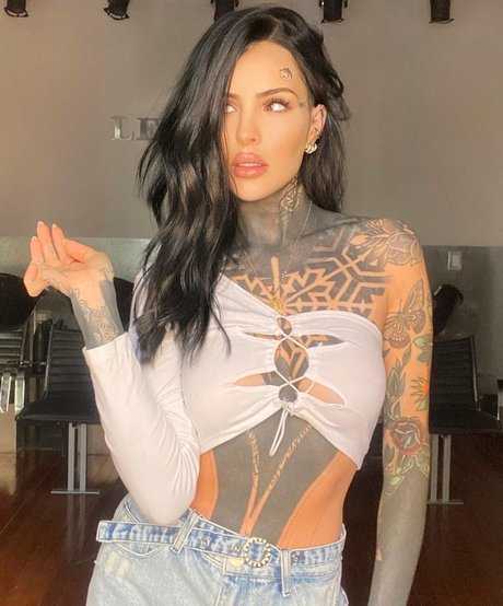 Nagie wyciekłe zdjęcie OnlyFans od Candelaria Tinelli
