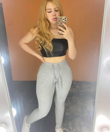 Nagie wyciekłe zdjęcie OnlyFans od Stephanie Scarleth