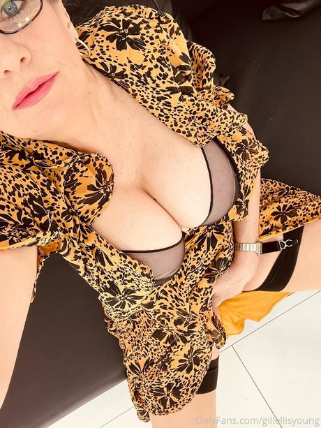 Nagie wyciekłe zdjęcie OnlyFans od Gill Ellisyoung