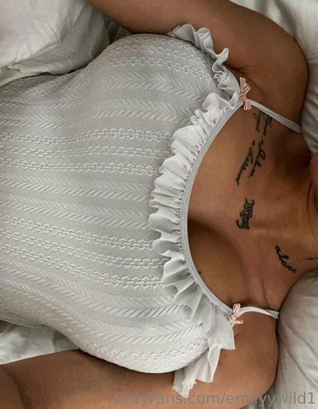 Nagie wyciekłe zdjęcie OnlyFans od Emilyy Wild