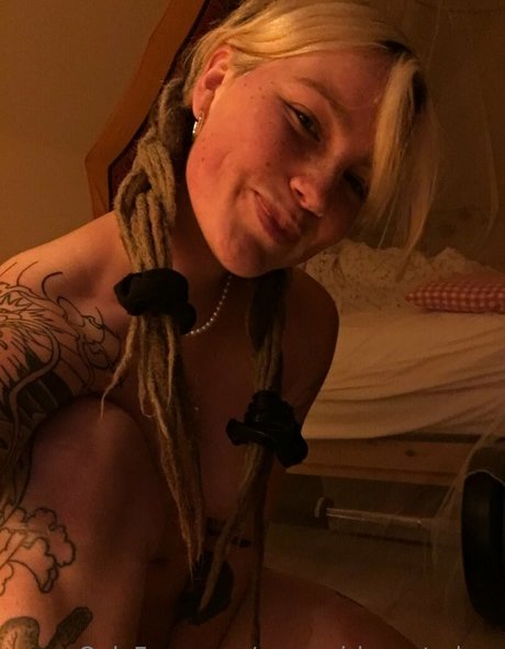 Nagie wyciekłe zdjęcie OnlyFans od Tweetylau