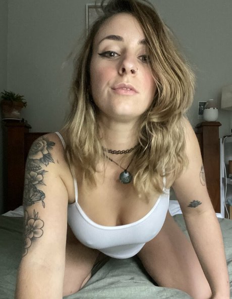 Nagie wyciekłe zdjęcie OnlyFans od Maddie May