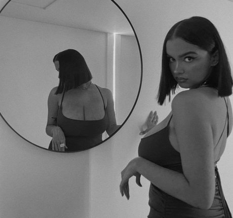 Nagie wyciekłe zdjęcie OnlyFans od Lucile