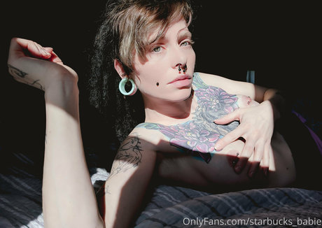 Starbucks_babie