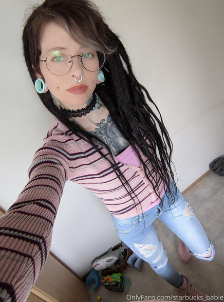 Starbucks_babie