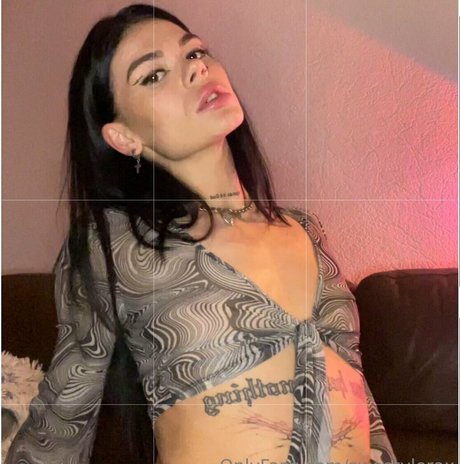 Nagie wyciekłe zdjęcie OnlyFans od Sweetylerax