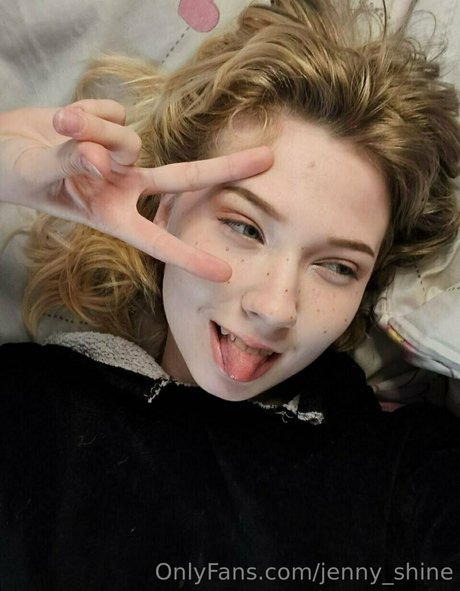 Nagie wyciekłe zdjęcie OnlyFans od Jennyshine
