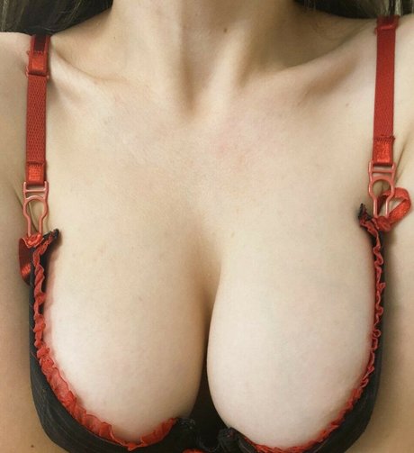 Nagie wyciekłe zdjęcie OnlyFans od Sunnywhale