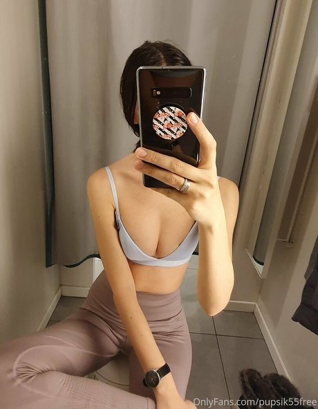 Nagie wyciekłe zdjęcie OnlyFans od Pupsik55free