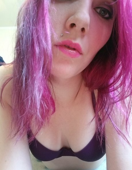 Nagie wyciekłe zdjęcie OnlyFans od Karasfreefeet