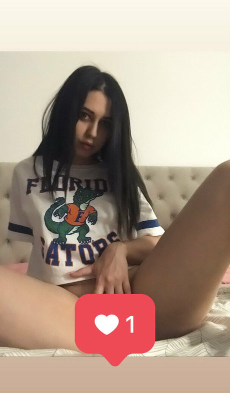 Nagie wyciekłe zdjęcie OnlyFans od Trixiietangfree