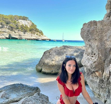 Nagie wyciekłe zdjęcie OnlyFans od Enzabelchloe