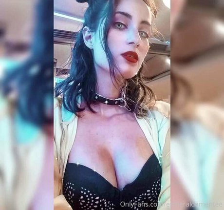 Nagie wyciekłe zdjęcie OnlyFans od Esmeraldamentee