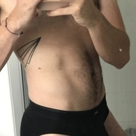 Nagie wyciekłe zdjęcie OnlyFans od Boy02081193