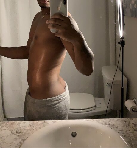Nagie wyciekłe zdjęcie OnlyFans od Bryson Brazil