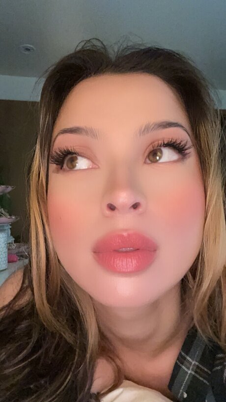 Nagie wyciekłe zdjęcie OnlyFans od Lyons