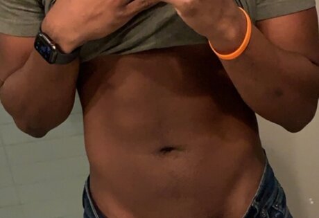 Nagie wyciekłe zdjęcie OnlyFans od Troy Huxley
