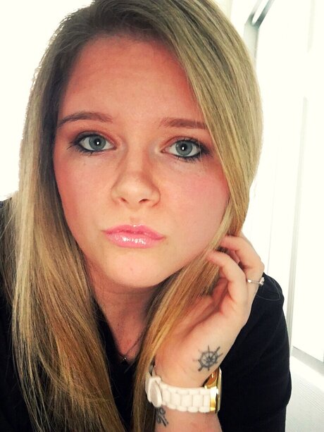 Nagie wyciekłe zdjęcie OnlyFans od Lucylu
