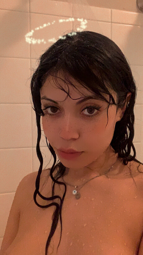 Nagie wyciekłe zdjęcie OnlyFans od Angel Baby 