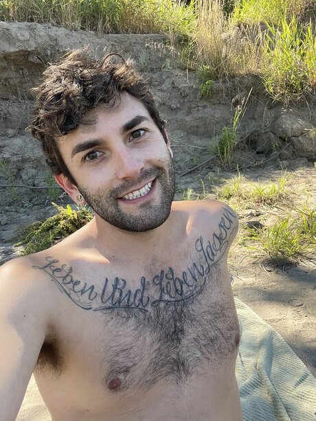 Nagie wyciekłe zdjęcie OnlyFans od James Kenny