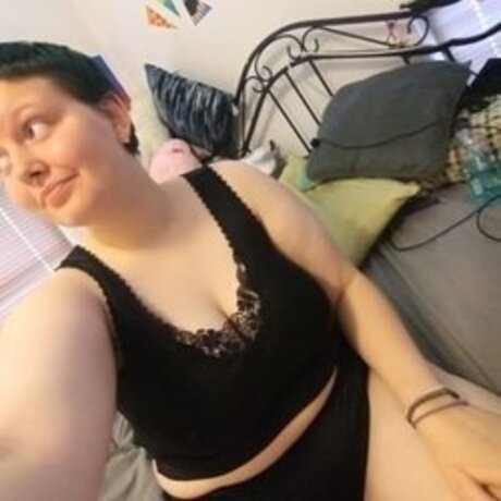 Nagie wyciekłe zdjęcie OnlyFans od Raynethesunflower