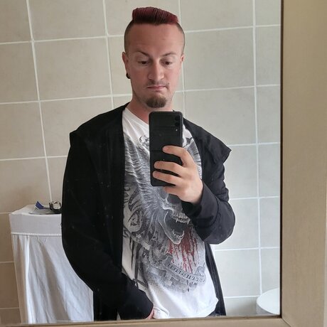 Nagie wyciekłe zdjęcie OnlyFans od Ghostvapez