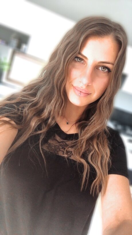 Nagie wyciekłe zdjęcie OnlyFans od Baby Loca