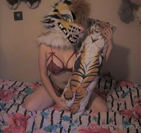 Nagie wyciekłe zdjęcie OnlyFans od Feraltigress